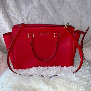 ❤️ Michael Kors Red Selma satchel bag ❤️